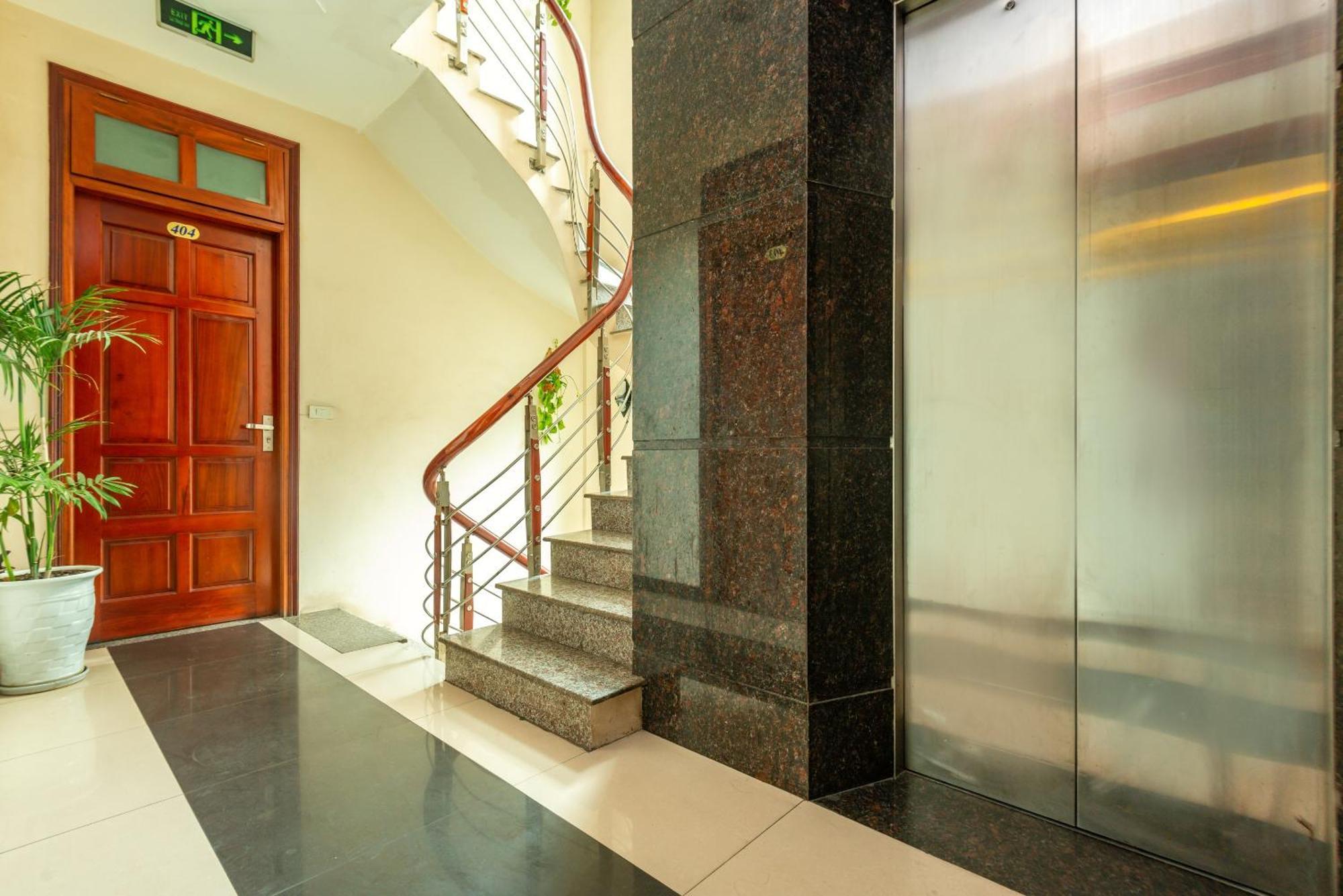 Oyo 887 Star Hotel Hanoj Exteriér fotografie